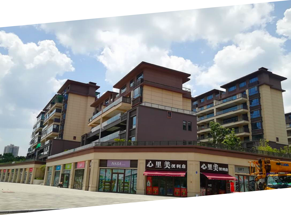 EPS構(gòu)件由聚苯乙烯泡沫制成，具有重量輕、保溫性能好、不易變形等優(yōu)點。