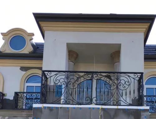 對于EPS線條的接縫處，要特別注意處理