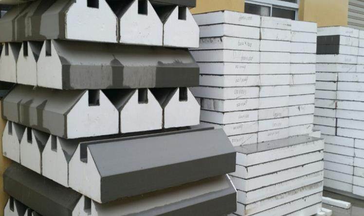 泡沫做的eps外墻裝飾線條結(jié)實(shí)嗎？能不能防火？